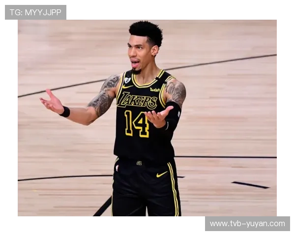 山东男篮末节36-15一波流锁定胜局,新援琼斯展现护框能力 山东男篮末节36-15一波流锁定胜局,新援琼斯展现护框能力